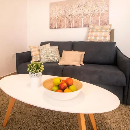 Apartament Buneta *